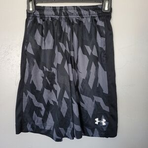 Under Armour Boys Youth Medium YMD Black Grey Pattern Basketball Shorts Active